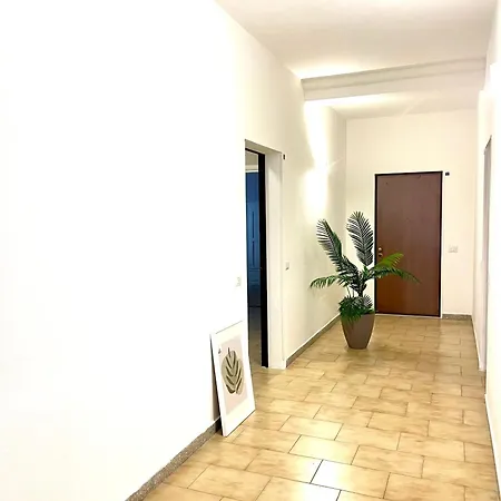 Mameli Rooms Lt *